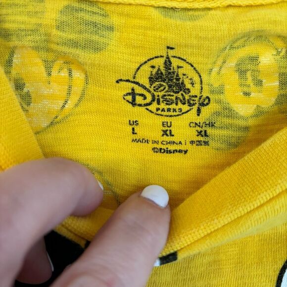 Disney Parks Women’s Mickey Mouse cropped yellow short sleeve tshirt size large! - Picture 3 of 10